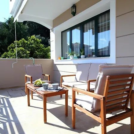 Villa-ruby Villa